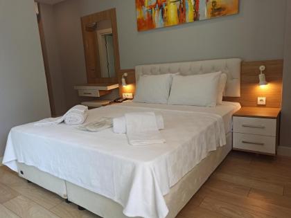 Mad Sea Beach Hotel  - image 30