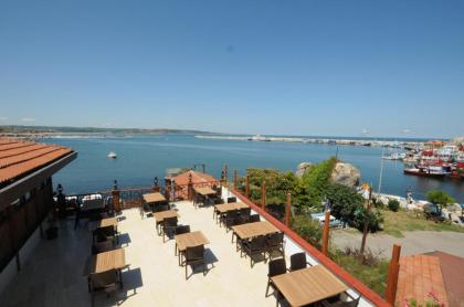 Phellos Suites - image 10