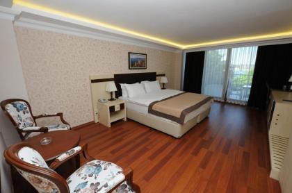 Phellos Suites - image 17