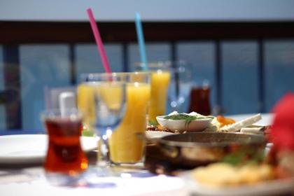 Phellos Suites - image 6