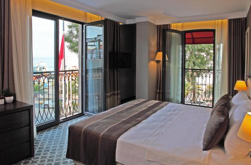 Tuzla Town Hotel - image 3