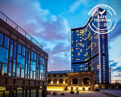 Hilton Istanbul Bomonti Hotel & Conference Center - image 1
