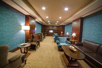Oran Hotel - image 2