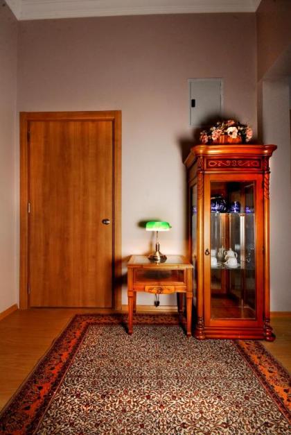 Station Hotel 34 - image 2
