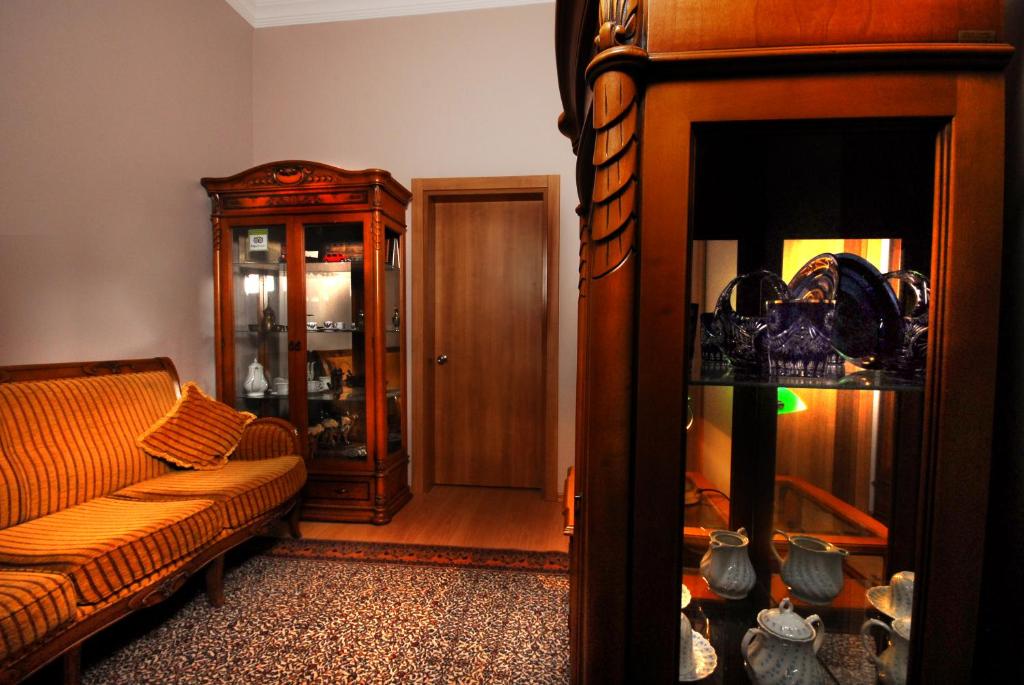 Station Hotel 34 - image 3