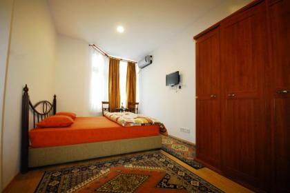 Station Hotel 34 - image 5