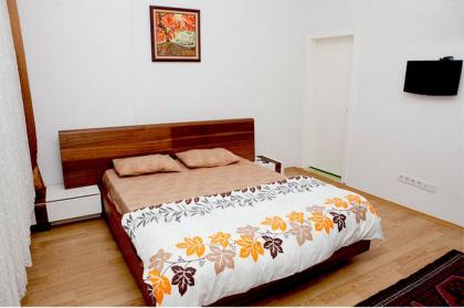 Station Hotel 34 - image 9