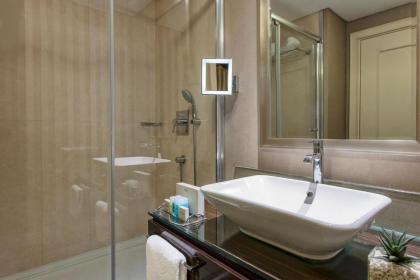 Elite World Business Hotel - image 4