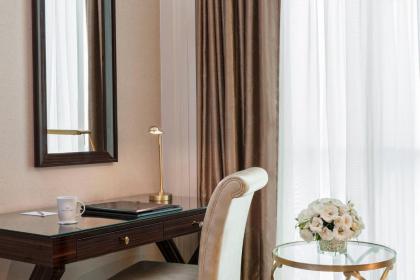 Elite World Business Hotel - image 5