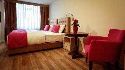 Melek Hotels Moda - image 12