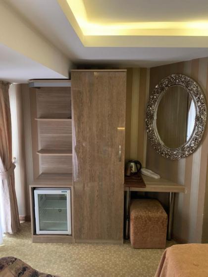 Golden Rain Hotel Old City - image 10