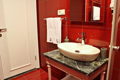 Taksim Santa Lucia Hotel - image 9