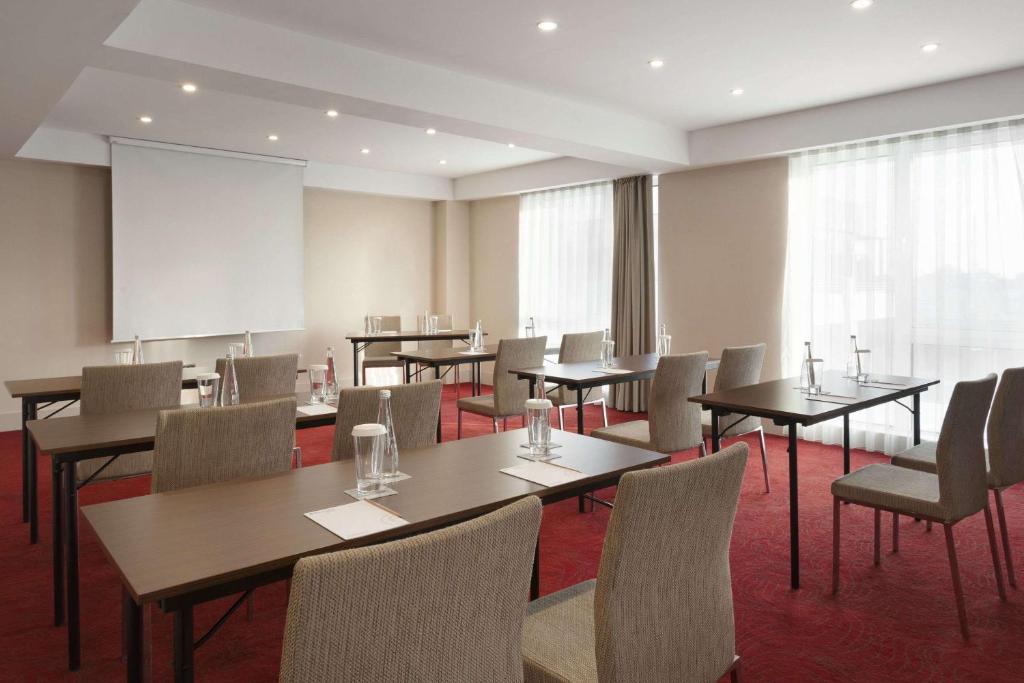 Ramada Encore Istanbul Bayrampasa - image 6