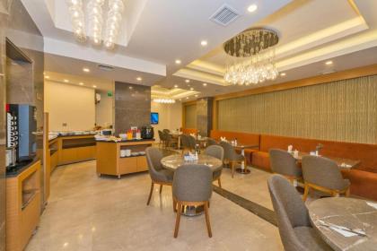 Bisetun Hotel - image 20