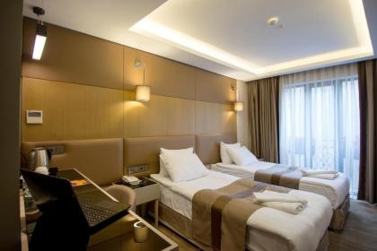 GK Regency Suites Hotel - image 14