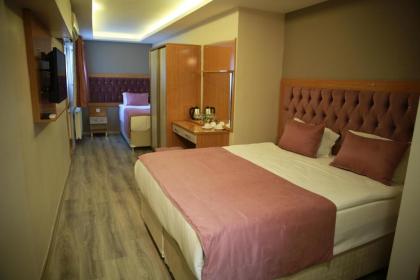 Hotel Black Pearl - image 15