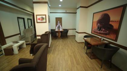Hotel Black Pearl - image 2