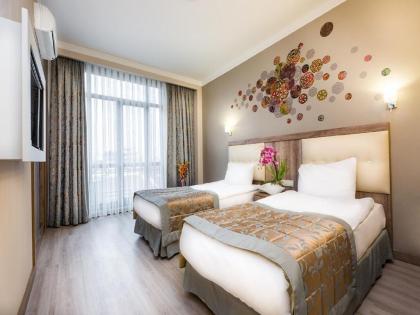 Fatih Hotel Corner - image 1