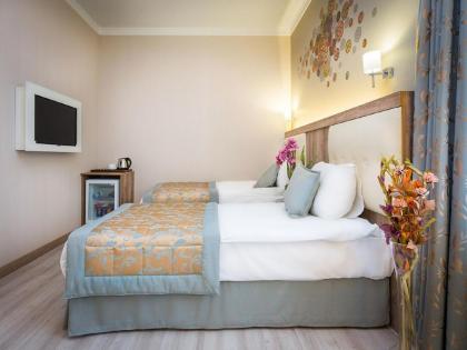 Fatih Hotel Corner - image 12