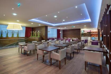 Hampton by Hilton Kayasehir - image 11