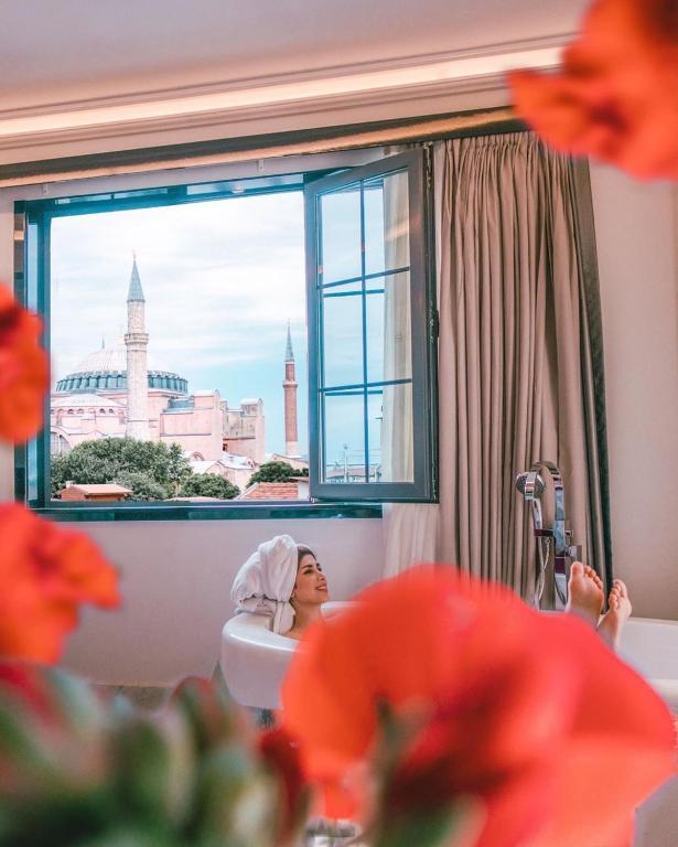 Sura Hagia Sophia Hotel - image 6