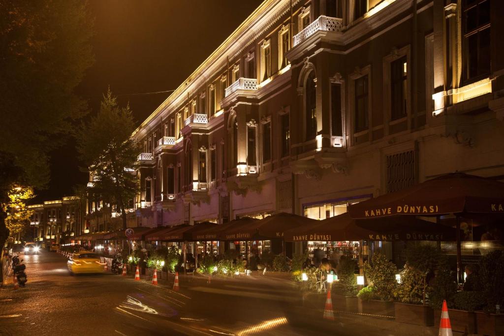 The Capital Hotel - image 2