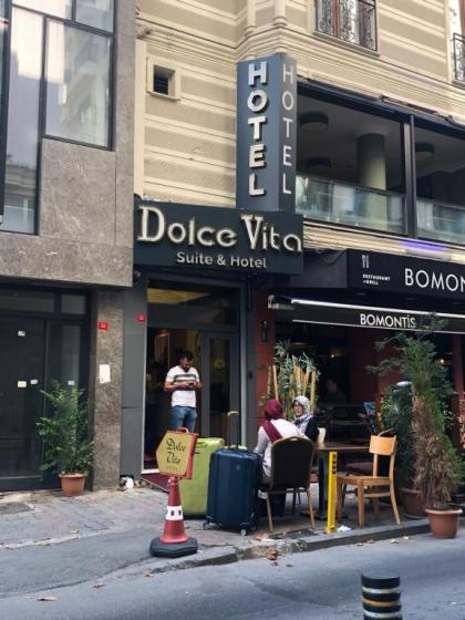 Dolce Vita Suite Hotel - image 10