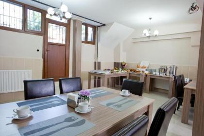 Birlik Apart Hotel - image 10