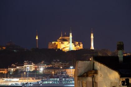 Ada Karakoy Hotel - image 12
