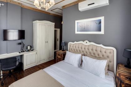 Loka Suites - image 5
