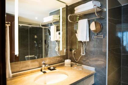 Grand Aras Hotel & Suites - image 12