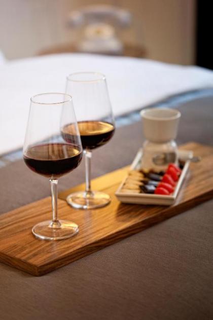 Hotel Miniature - image 11