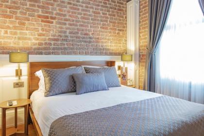 Hotel Miniature - image 18