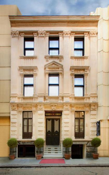 Hotel Miniature - image 3