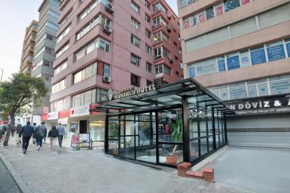 White Monarch Hotel - image 18