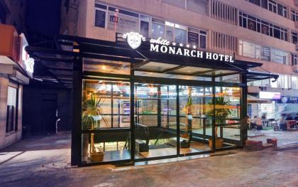 White Monarch Hotel - image 2
