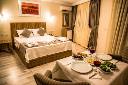 Berlin Hotel Nisantasi - image 1