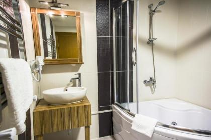 Berlin Hotel Nisantasi - image 11