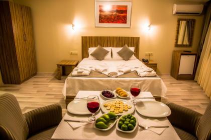 Berlin Hotel Nisantasi - image 14