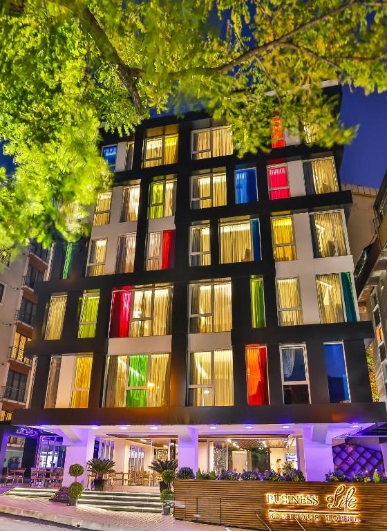 Business Life Boutique Hotel - main image