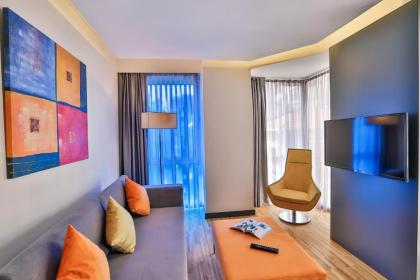 Business Life Boutique Hotel - image 10
