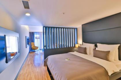 Business Life Boutique Hotel - image 17