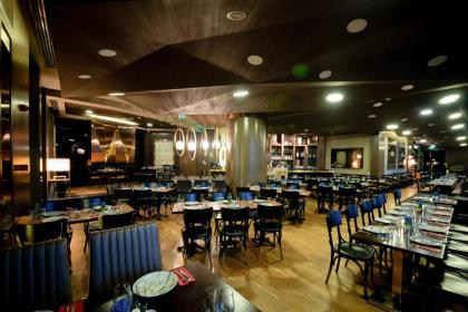 Hilton Istanbul Kozyatagi - image 2
