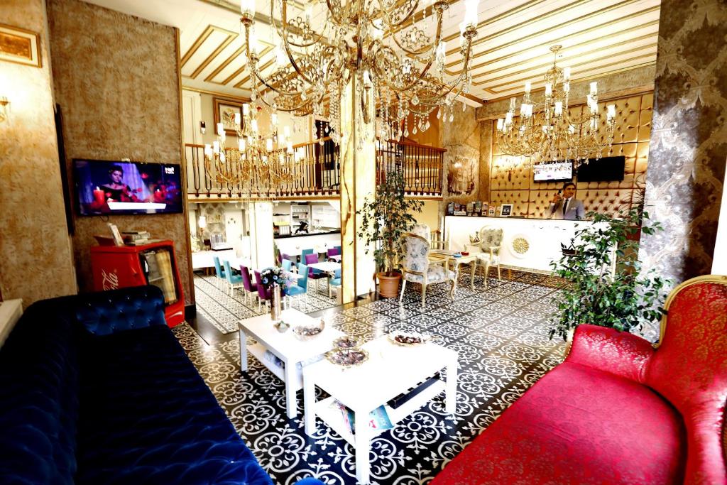 Diamond Royal Hotel - main image