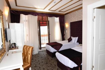 Diamond Royal Hotel - image 19