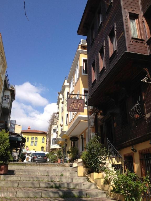 Hotel Alp Guesthouse - image 6