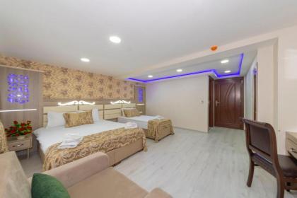 Raimond Hotel - image 14