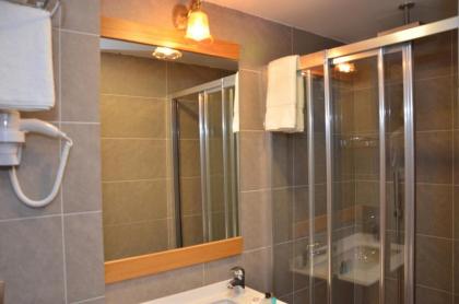 Cumbali Plaza Hotel - image 15