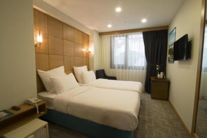 Cumbali Plaza Hotel - image 17