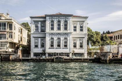 Bosphorus Palace Hotel - image 1
